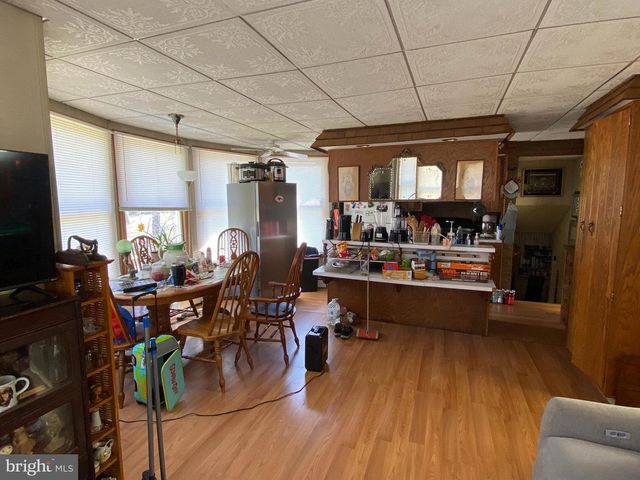 70 LOCUST AVE, Pennsville, NJ 08070