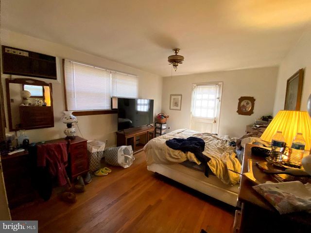 70 LOCUST AVE, Pennsville, NJ 08070