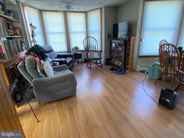 70 LOCUST AVE, Pennsville, NJ 08070