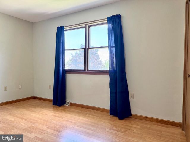 115 LION DR, Hanover, PA 17331