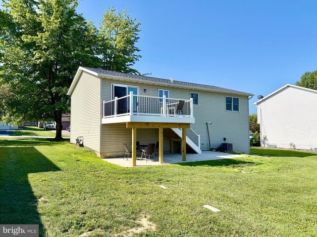 115 LION DR, Hanover, PA 17331