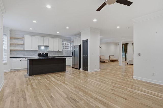 2661 Avery Park Dr, Nashville, TN 37211