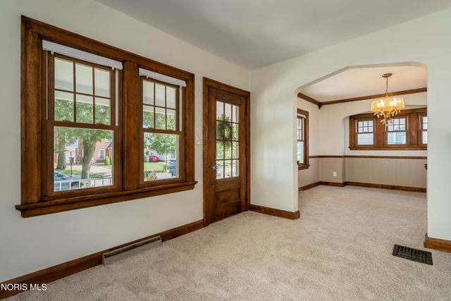3827 Bowen Road, Toledo, OH 43613