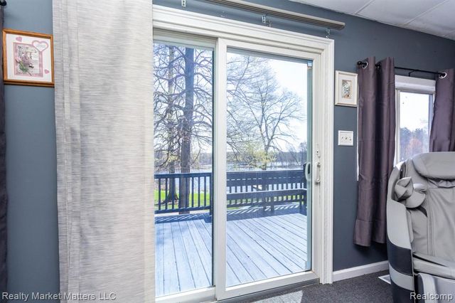2543 Henry Road, Lapeer, MI 48446