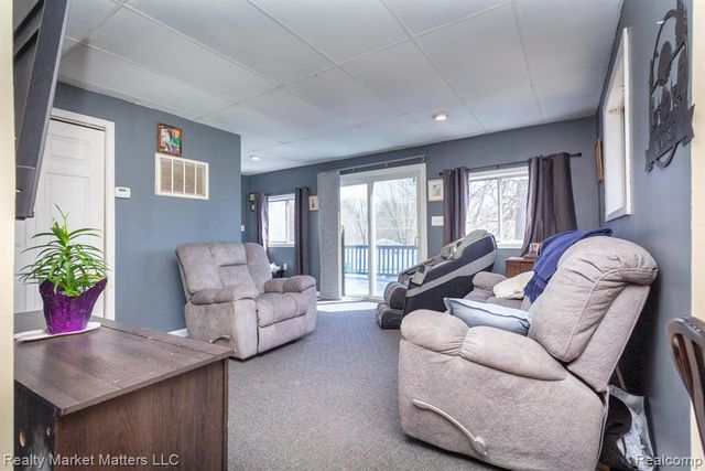 2543 Henry Road, Lapeer, MI 48446