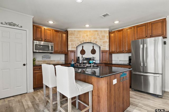 772 County Road 2417, Leesburg, TX 75451