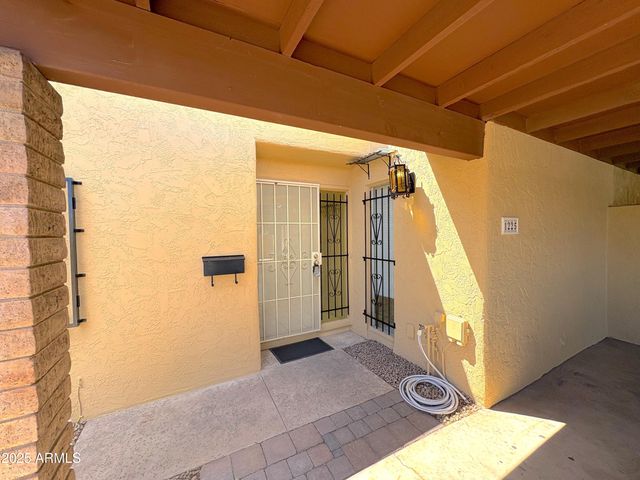 1225 E Avenida Hermosa --, Phoenix, AZ 85014