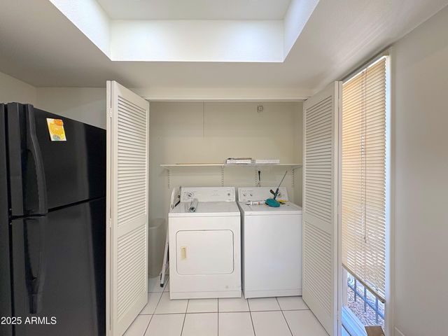 1225 E Avenida Hermosa --, Phoenix, AZ 85014
