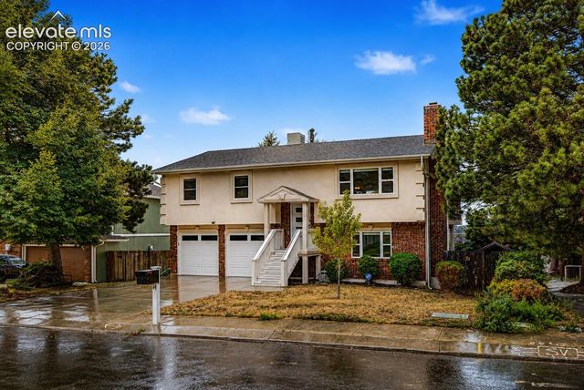 6030 Snowbird Drive, Colorado Springs, CO 80918