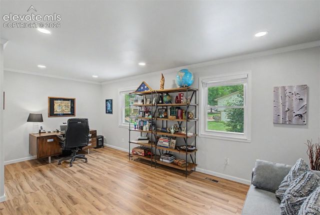 6030 Snowbird Drive, Colorado Springs, CO 80918