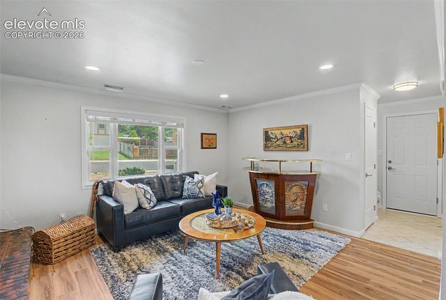 6030 Snowbird Drive, Colorado Springs, CO 80918