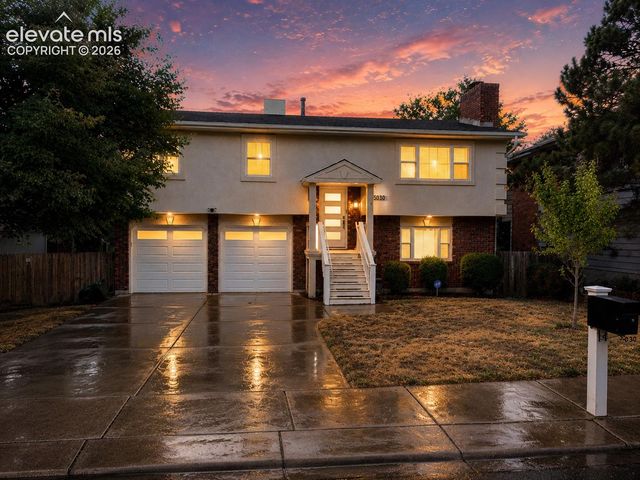 6030 Snowbird Drive, Colorado Springs, CO 80918