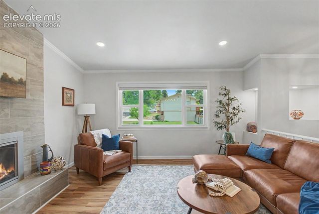 6030 Snowbird Drive, Colorado Springs, CO 80918