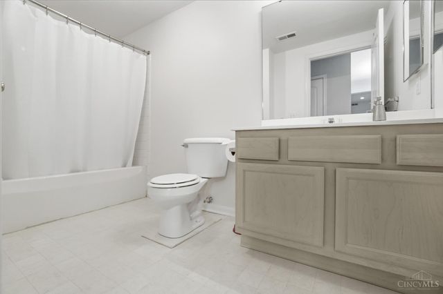 101 Postoak Lane, Milford, OH 45150