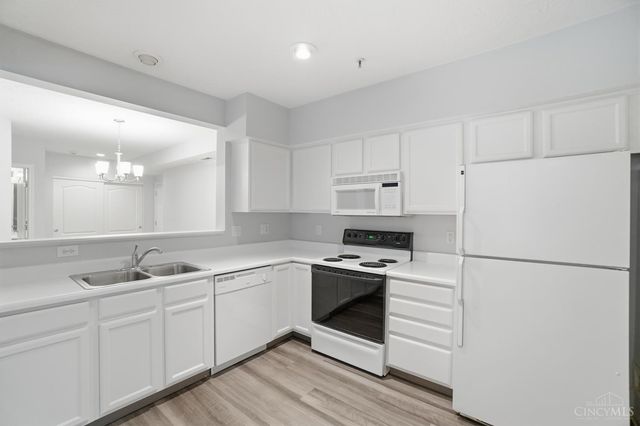 101 Postoak Lane, Milford, OH 45150