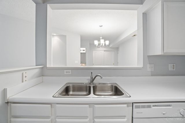 101 Postoak Lane, Milford, OH 45150