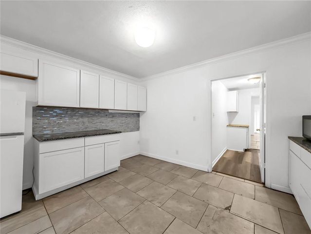 417 Wallace Avenue, Kansas City, MO 64125