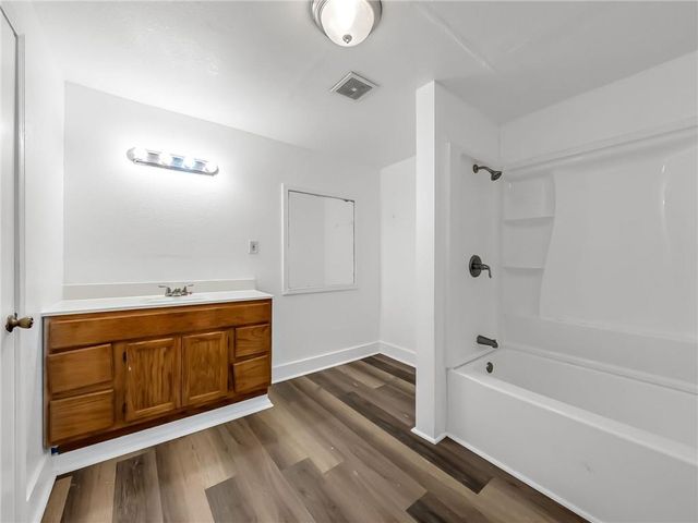 417 Wallace Avenue, Kansas City, MO 64125