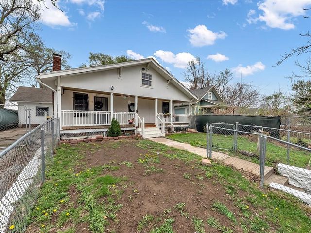 417 Wallace Avenue, Kansas City, MO 64125