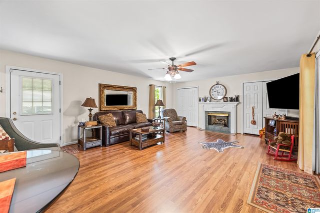1530 WARNER LOOP ROAD, Birmingham, AL 35214