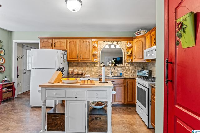 1530 WARNER LOOP ROAD, Birmingham, AL 35214