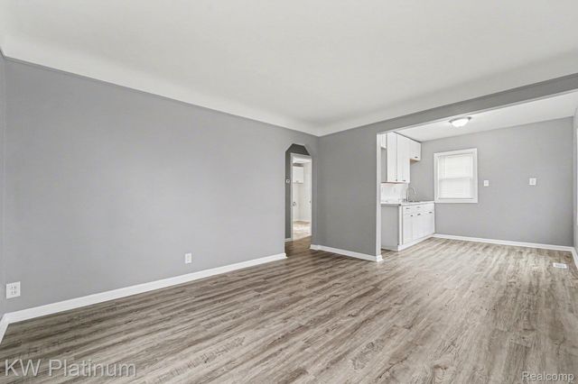 7527 Toepfer Road, Warren, MI 48091