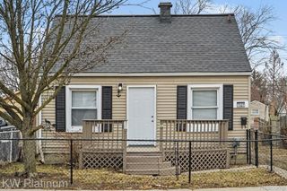 7527 Toepfer Road, Warren, MI 48091