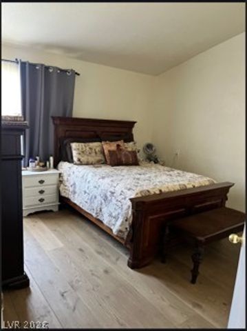 6020 Pele Street, North Las Vegas, NV 89031