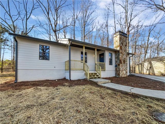 6006 Radford Drive, Riverdale, GA 30296