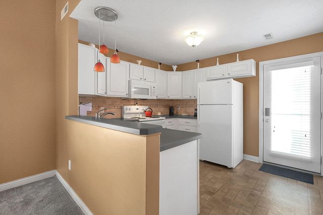 6733 Cherry Bend, Canal Winchester, OH 43110