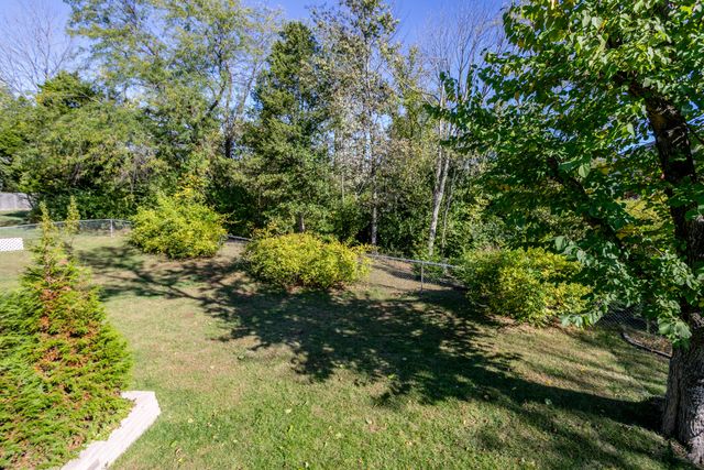 1620 S BERKLEY DR, Columbia, MO 65201