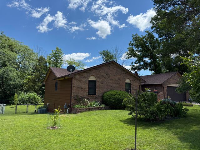1620 S BERKLEY DR, Columbia, MO 65201
