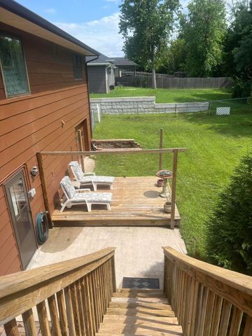 1620 S BERKLEY DR, Columbia, MO 65201