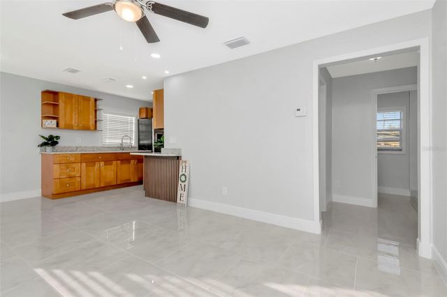 2906 E 97TH AVENUE, Tampa, FL 33612