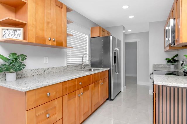 2906 E 97TH AVENUE, Tampa, FL 33612