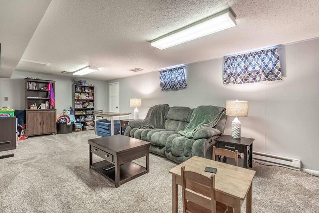 1810 5th Street S, Moorhead, MN 56560