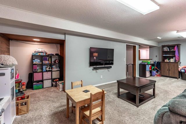 1810 5th Street S, Moorhead, MN 56560