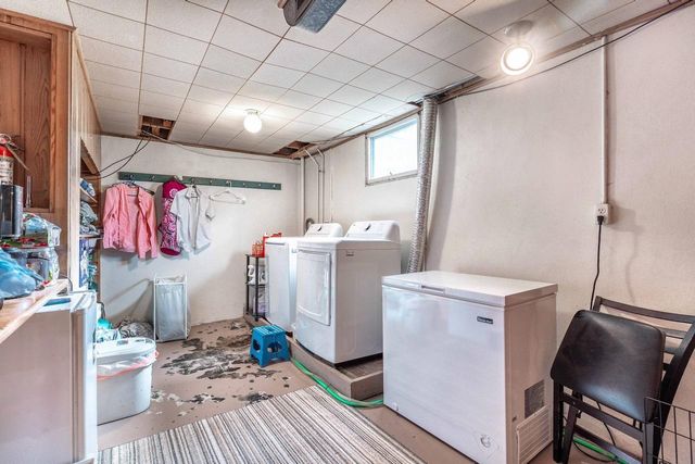 1810 5th Street S, Moorhead, MN 56560