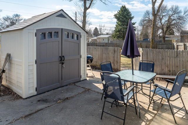 1810 5th Street S, Moorhead, MN 56560