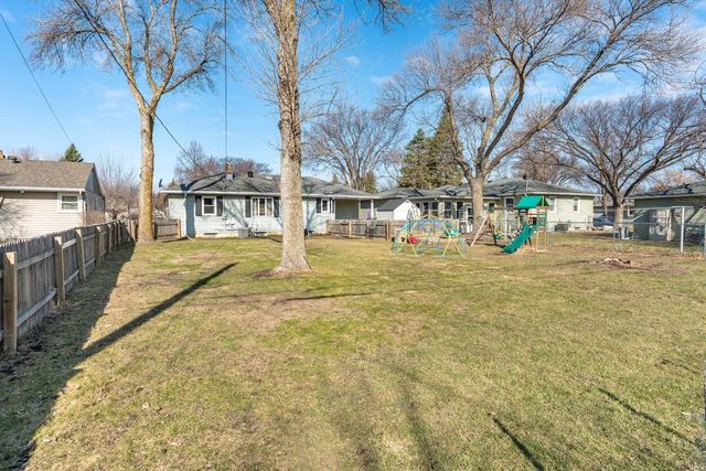 1810 5th Street S, Moorhead, MN 56560