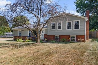 4241 Wedgewood Drive, Austintown, OH 44511