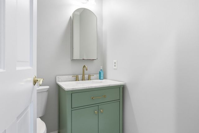 45 King St, Littleton, MA 01460