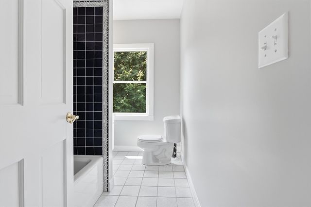 45 King St, Littleton, MA 01460
