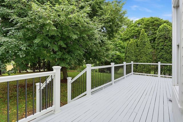 45 King St, Littleton, MA 01460