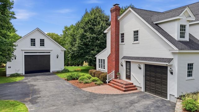 45 King St, Littleton, MA 01460