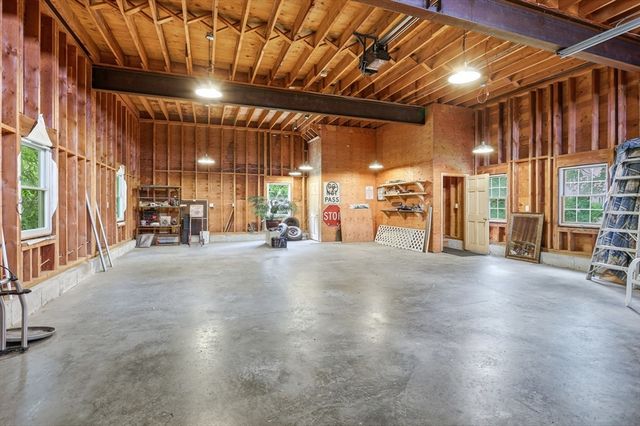 45 King St, Littleton, MA 01460