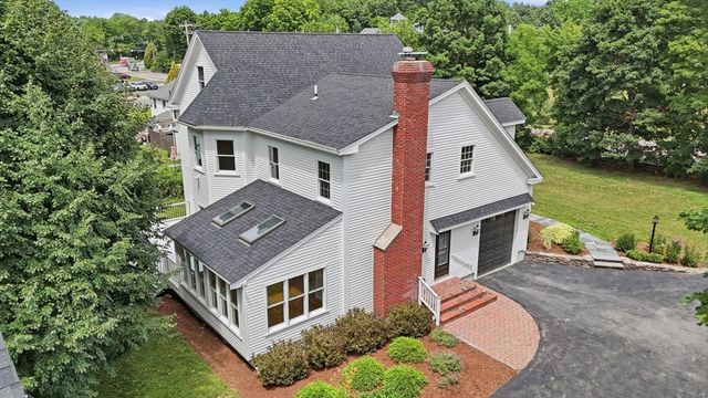 45 King St, Littleton, MA 01460