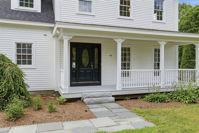 45 King St, Littleton, MA 01460