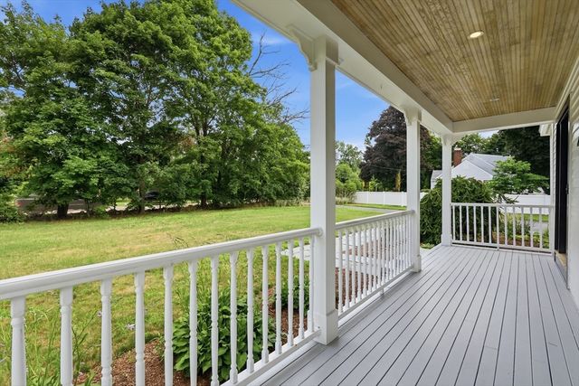 45 King St, Littleton, MA 01460