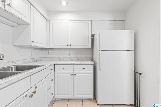 2008 3rd Ave N Apt 8D, Birmingham, AL 35203
